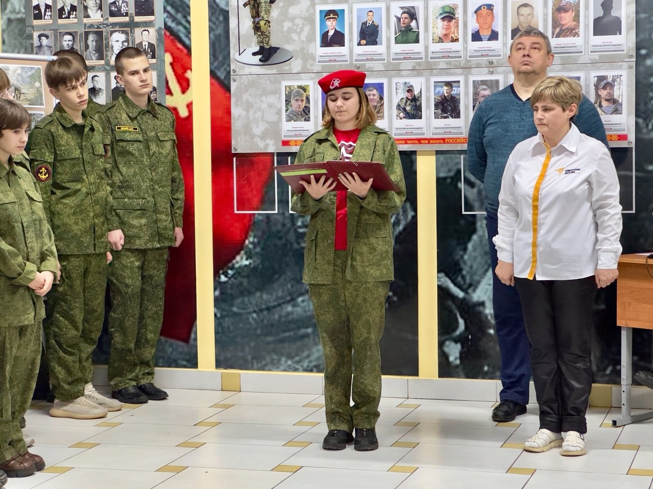 9 декабря День Героев Отечества!.