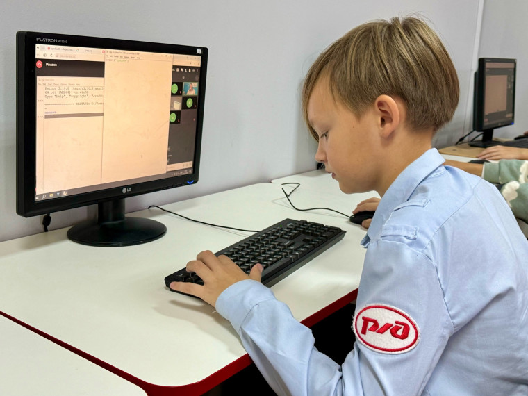 "Поколение Python".